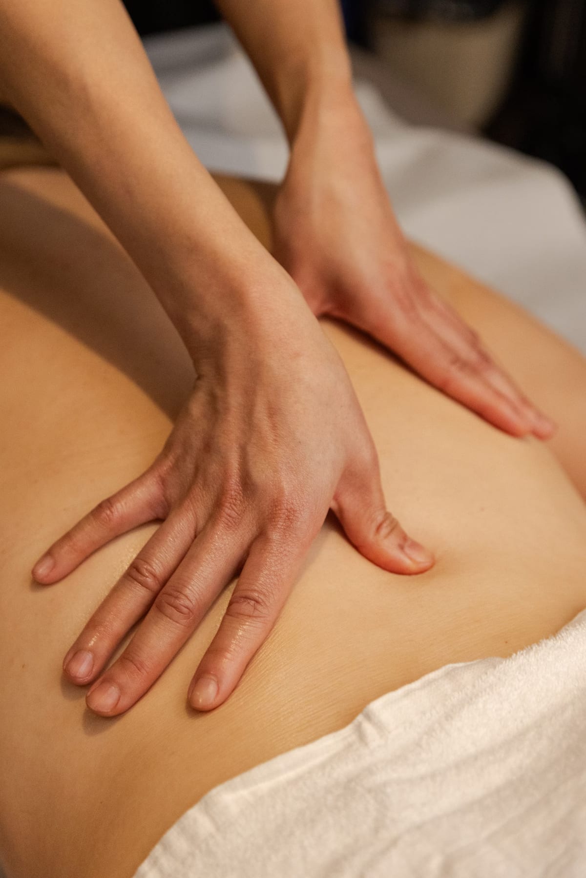 Massage aux Huiles chaudes