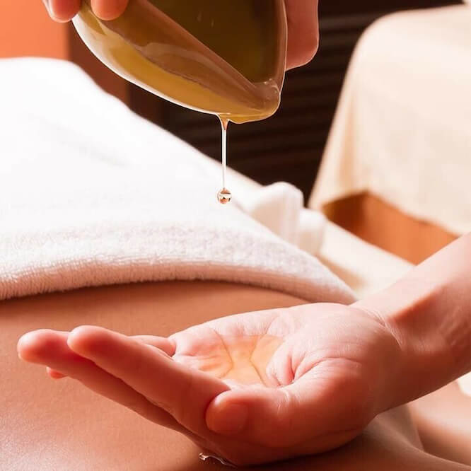 Massage huiles amandes naturelles GONG Paris | Massage Thaï Authentique | Tour-Eiffel | 75015