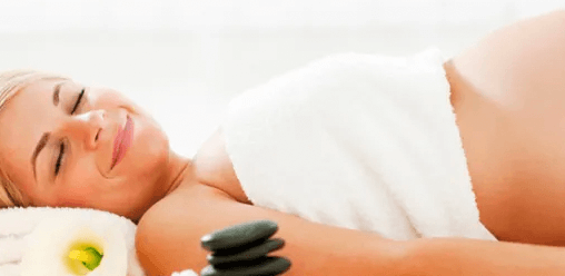massage prenatal soulage le dos